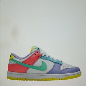 2021
Wmns Dunk Low SE 'Candy'